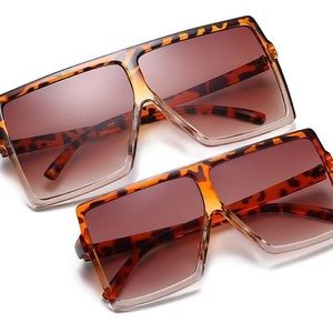 Mommy & Me Matching “Diva” Sunglasses Set